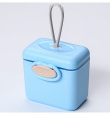 Контейнер для хранения детского питания 150 мл., с ложкой , цвет голубой